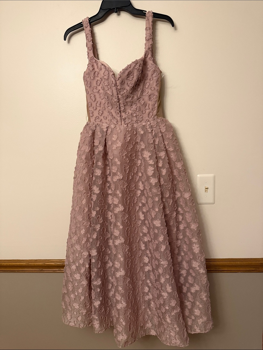 House of CB French rose jacquard midi dress - Picture 3 of 6